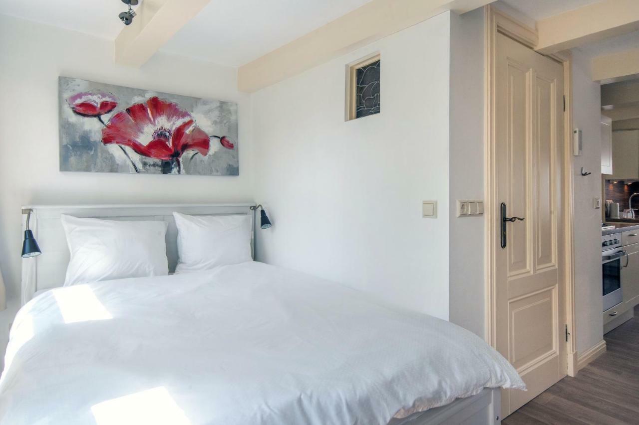 The Blue Stairs Bed & Breakfast Amsterdam Dış mekan fotoğraf